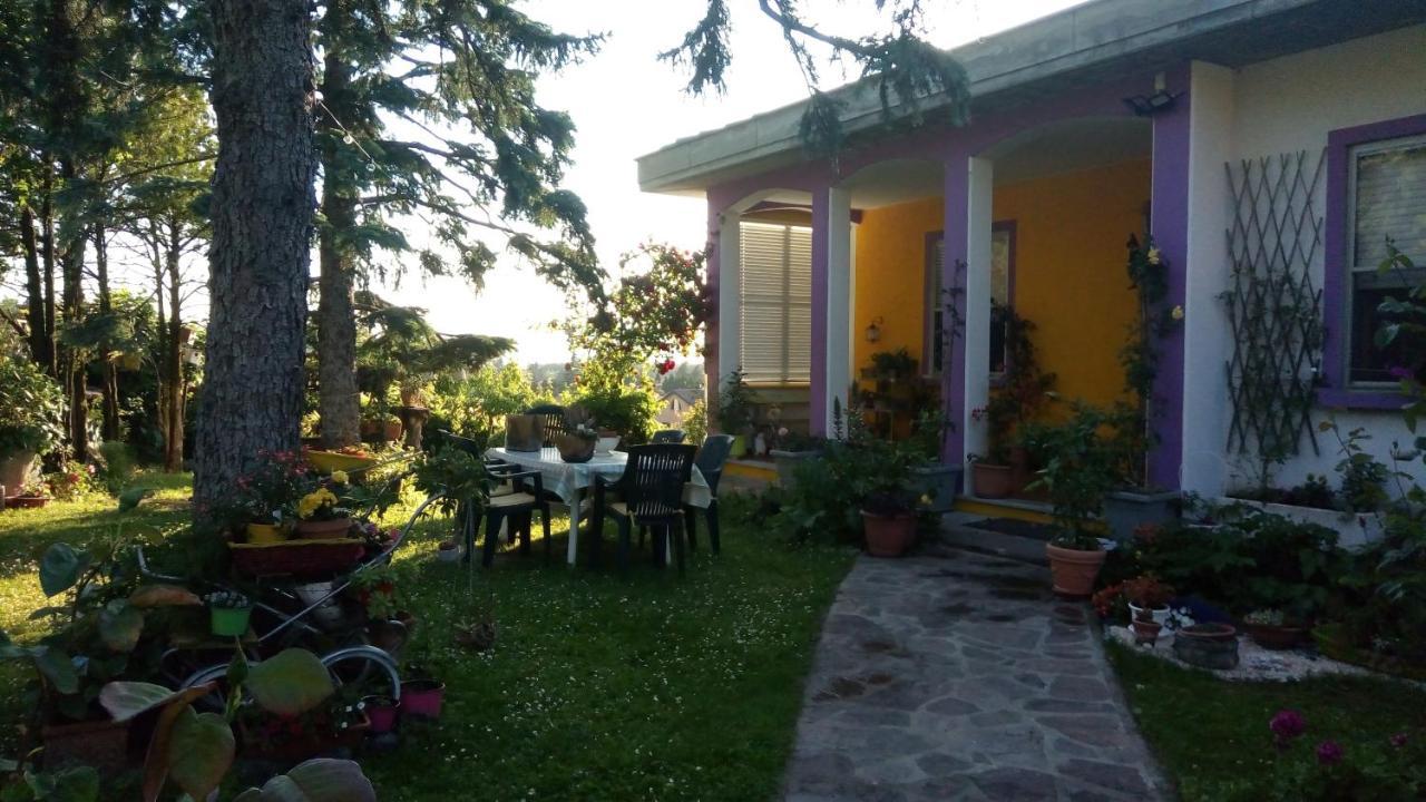 포르노보 디 타로 Nel Giardino Di Oz B&B 외부 사진