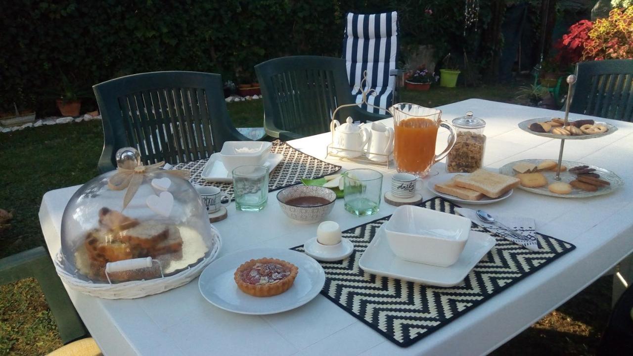 포르노보 디 타로 Nel Giardino Di Oz B&B 외부 사진